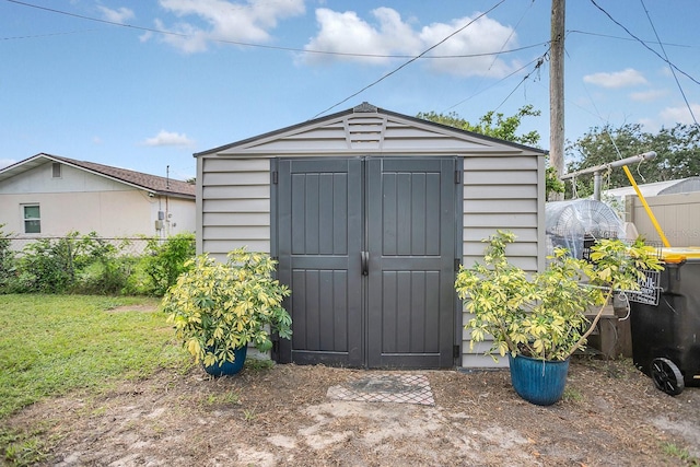 view of outbuilding