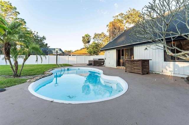 1215 Cypress Pt E, Winter Haven, FL 33884 - view of swimming pool featuring a patio