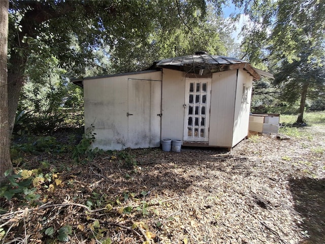 view of outdoor structure