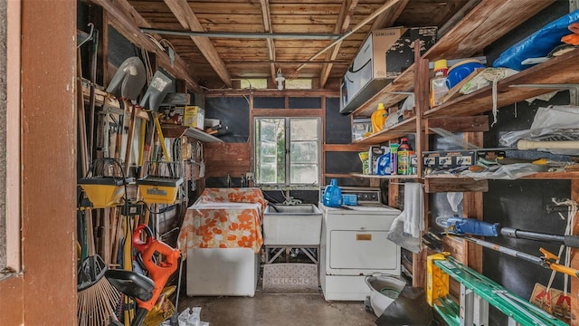 storage with washer / dryer and sink