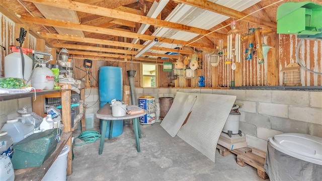 9240 Moore Rd, Lakeland, FL 33809 - view of storage area
