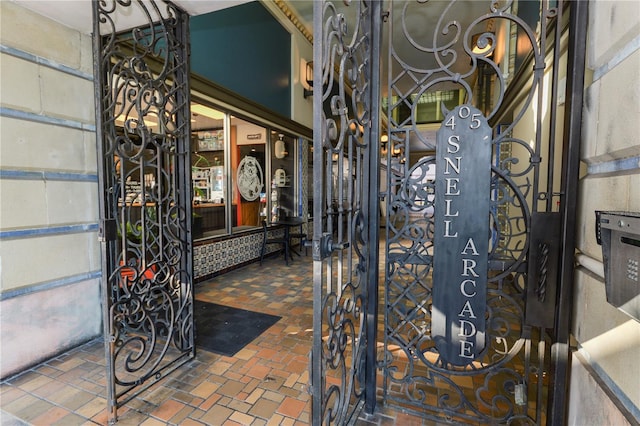 405 Central Ave Unit 210, Saint Petersburg, FL 33701 - view of gate