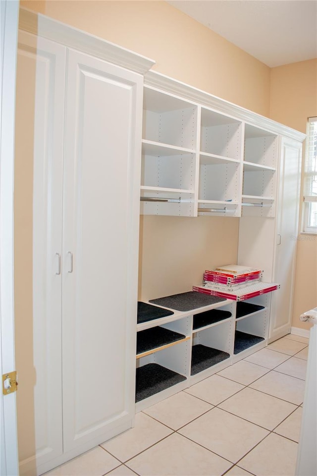 mudroom featuring light tile patterned floors