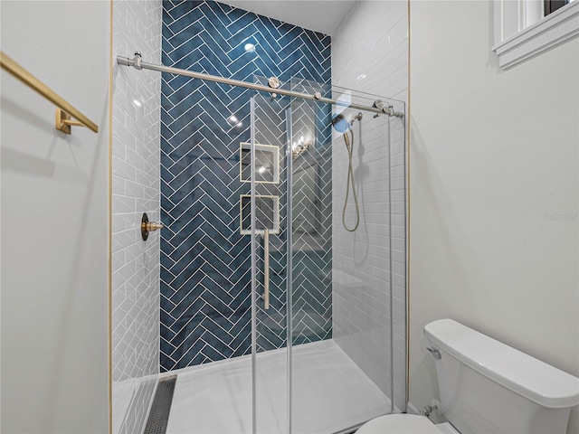 2728 Sunrise Landing Ln, Lakeland, FL 33812 - bathroom featuring toilet and a stall shower