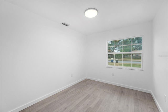 empty room featuring light hardwood / wood-style flooring