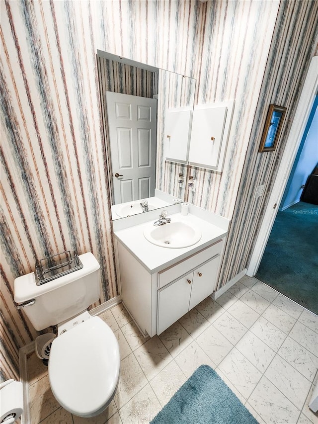 5805 Danterbury Ct, Lakeland, FL 33810 - bathroom featuring vanity and toilet