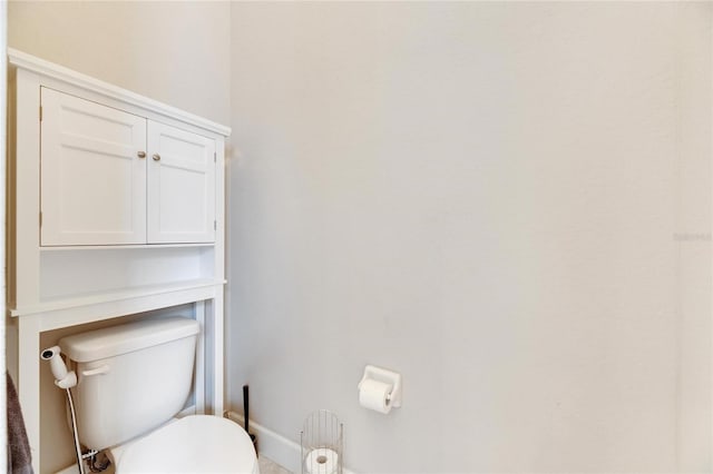 332 Lake Mariana Way, Auburndale, FL 33823 - bathroom featuring toilet and baseboards