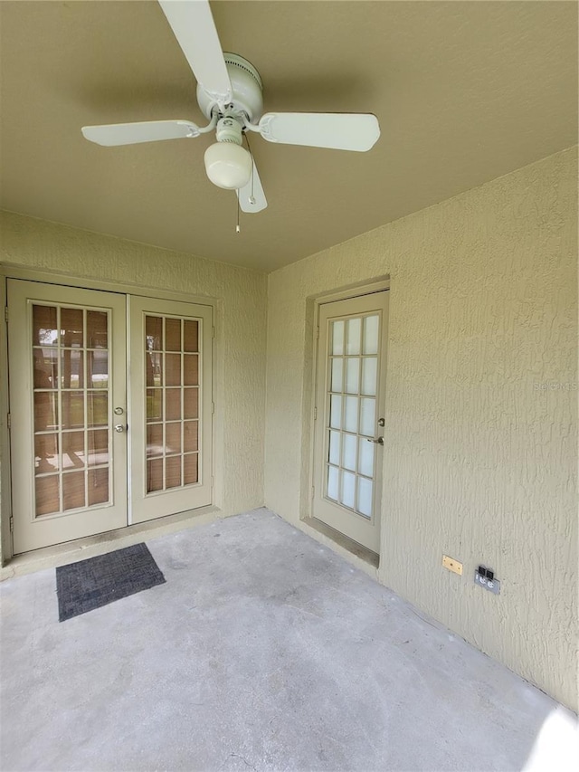 view of patio / terrace with ceiling fan