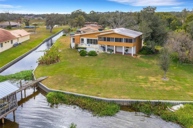 bird's eye view featuring a water view