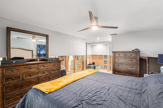 bedroom featuring ceiling fan