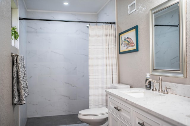 bathroom with curtained shower, toilet, vanity, and ornamental molding