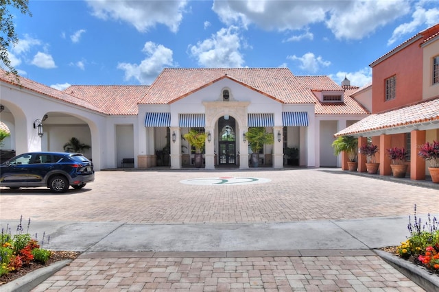 view of mediterranean / spanish-style house