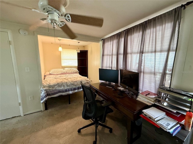 office featuring ceiling fan