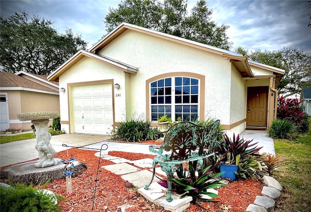 view of front facade with a garage