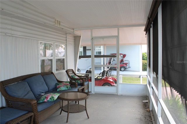 view of sunroom / solarium