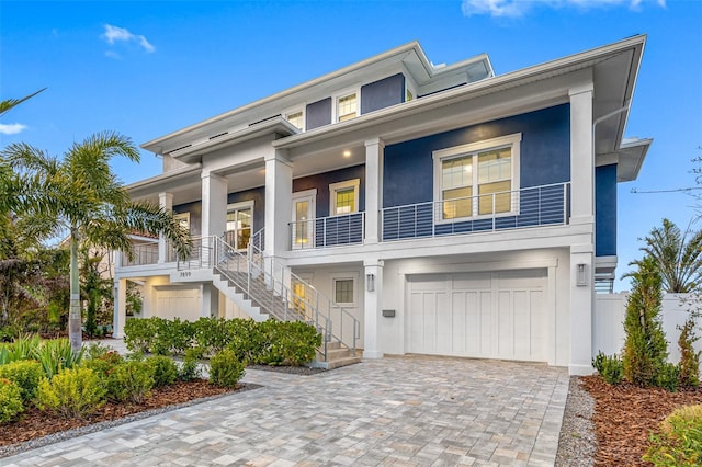 view of front of home featuring a garage