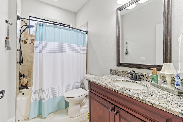 full bathroom with shower / bath combination with curtain, vanity, and toilet