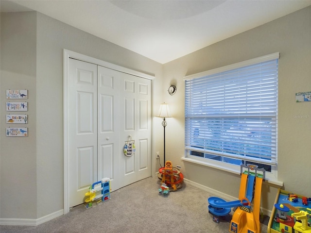 game room featuring carpet floors