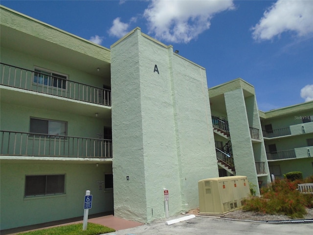 view of building exterior