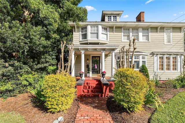 view of front of property