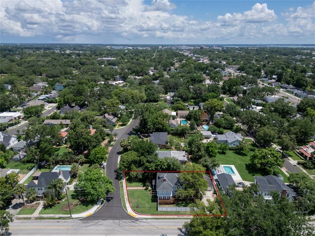 2016 Seminole Trl, Lakeland, FL 33803 - aerial view of residential area with property boundaries highlighted