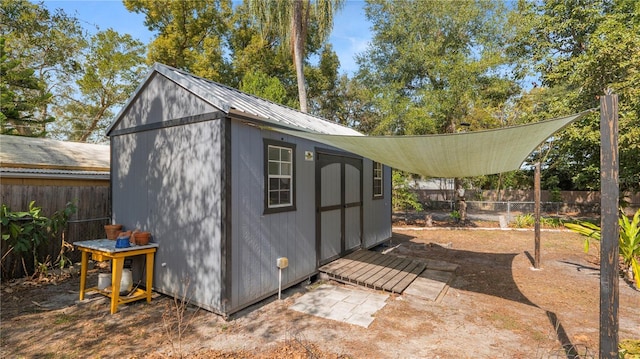 view of outbuilding