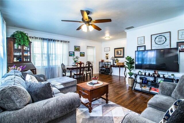 424 S Elm Rd, Lakeland, FL 33801 - living room featuring ceiling fan, ornamental molding, and wood-type flooring