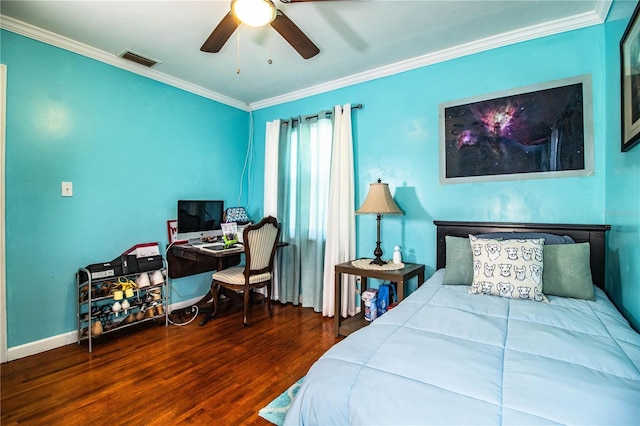 424 S Elm Rd, Lakeland, FL 33801 - bedroom featuring crown molding, dark hardwood / wood-style floors, and ceiling fan