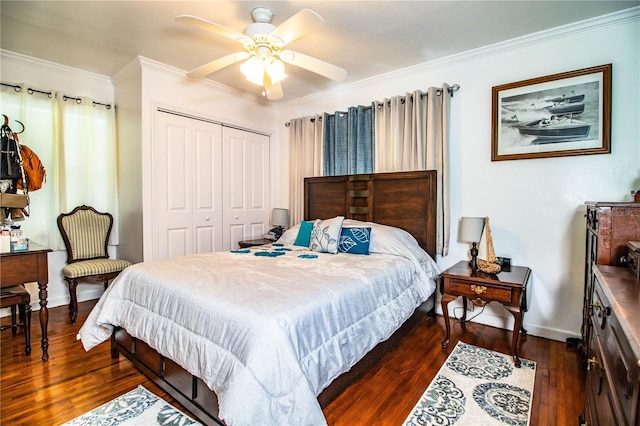 424 S Elm Rd, Lakeland, FL 33801 - bedroom featuring crown molding, ceiling fan, dark hardwood / wood-style flooring, and a closet