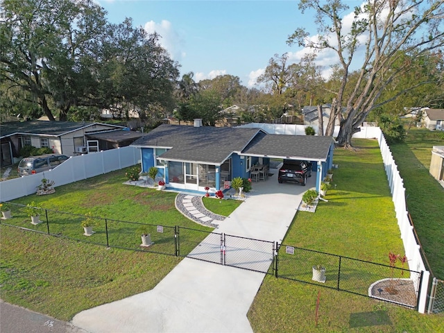 ranch-style home featuring a front yard