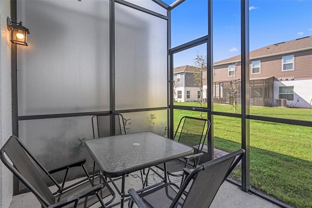 view of sunroom / solarium