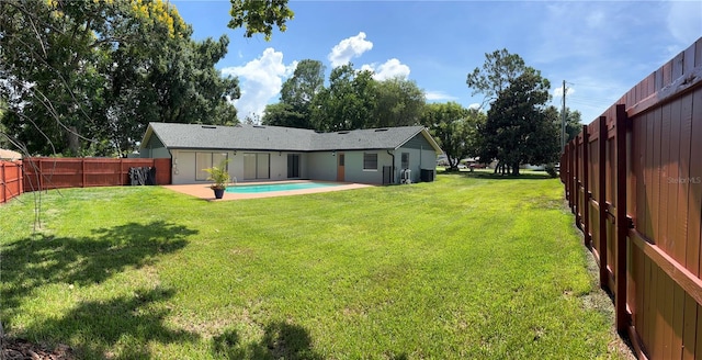 view of yard with a patio area