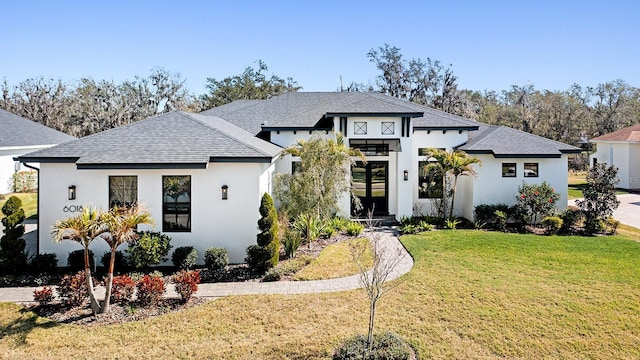 view of front of home featuring a front yard