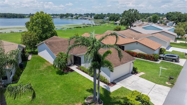 3976 Cypress Lndg W, Winter Haven, FL 33884 - aerial view of property and surrounding area with a large body of water