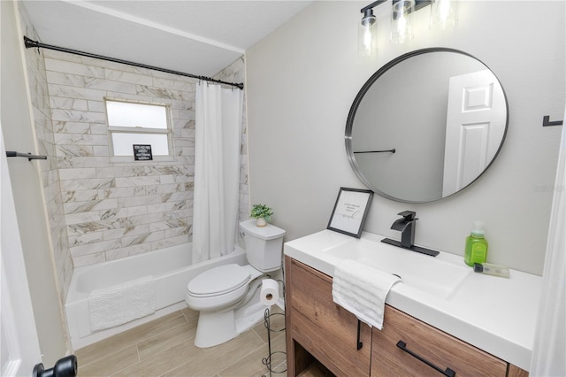 bathroom featuring toilet, vanity, visible vents, wood tiled floor, and shower / bath combo