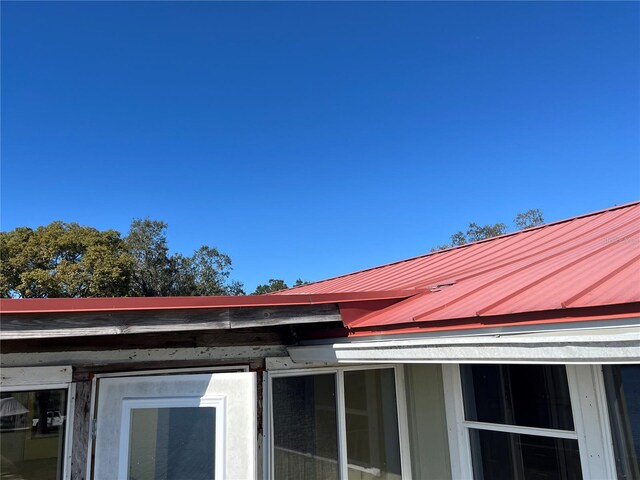 330 Callitris Ave, Polk City, FL 33868 - details with metal roof