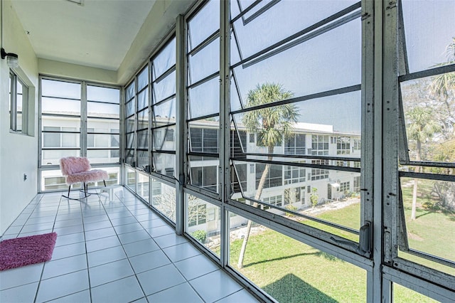 sunroom / solarium with a healthy amount of sunlight