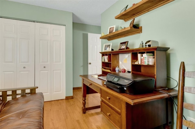 4643 1st St NW, Lakeland, FL 33810 - home office with light wood-type flooring