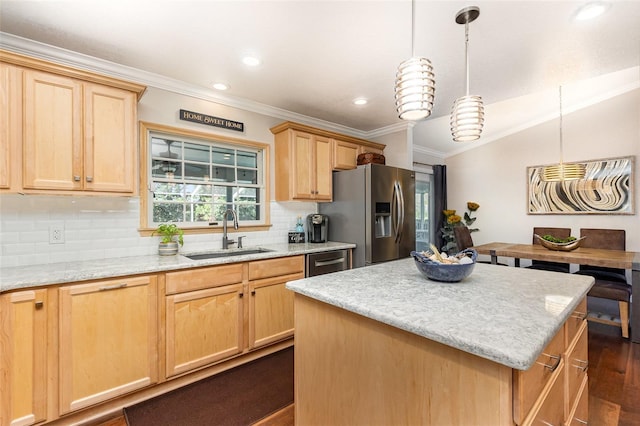 kitchen with a center island, light brown cabinets, a sink, dishwasher, and stainless steel fridge with ice dispenser