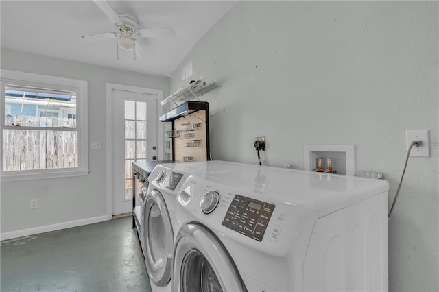 laundry room with ceiling fan, laundry area, independent washer and dryer, and baseboards