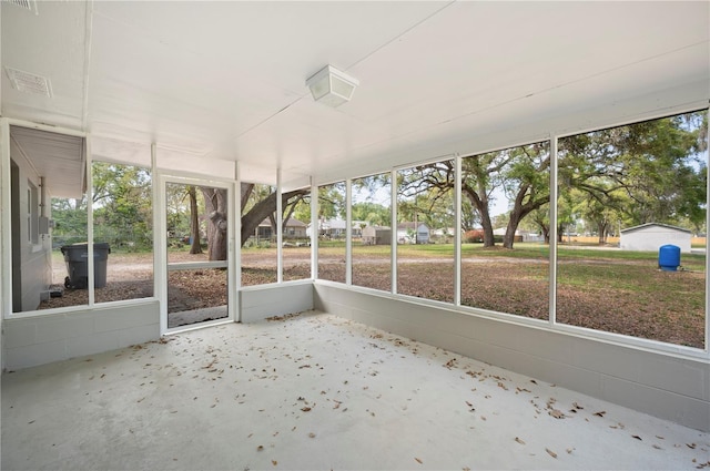 view of unfurnished sunroom