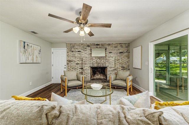 1310 Walt Williams Rd, Lakeland, FL 33809 - photo 4