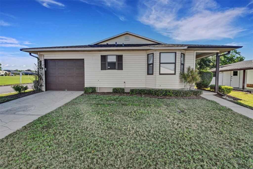 3173 Sand Trap Ct, Lakeland, FL 33810 - photo 1