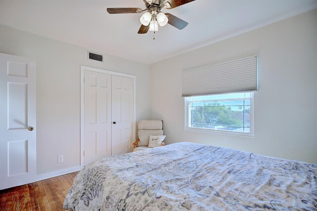 2816 Fairmount Ave, Lakeland, FL 33803 - bedroom featuring hardwood / wood-style floors, a closet, and ceiling fan