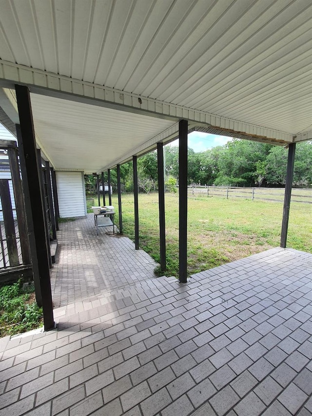 8922 Pritcher Rd, Lithia, FL 33547 - view of patio