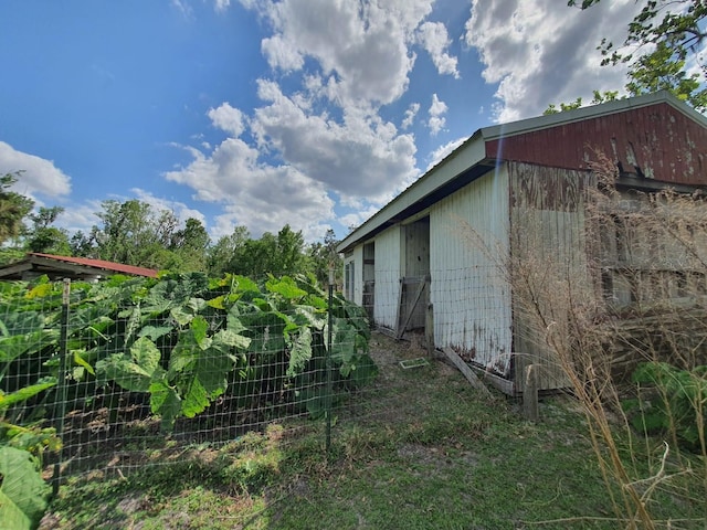 8922 Pritcher Rd, Lithia, FL 33547 - view of property exterior with an outdoor structure