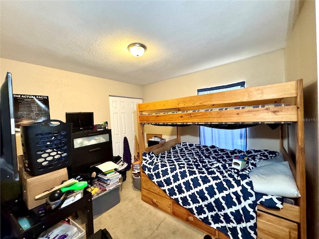 1618 Crystalview Trl, Lakeland, FL 33801 - bedroom featuring carpet
