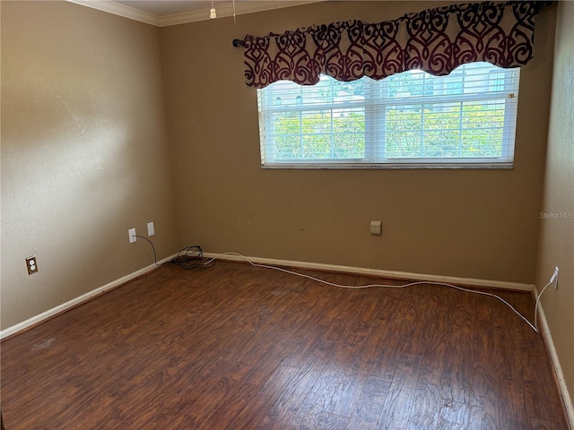 1135 Palace Pl, Lakeland, FL 33813 - empty room featuring crown molding and wood finished floors