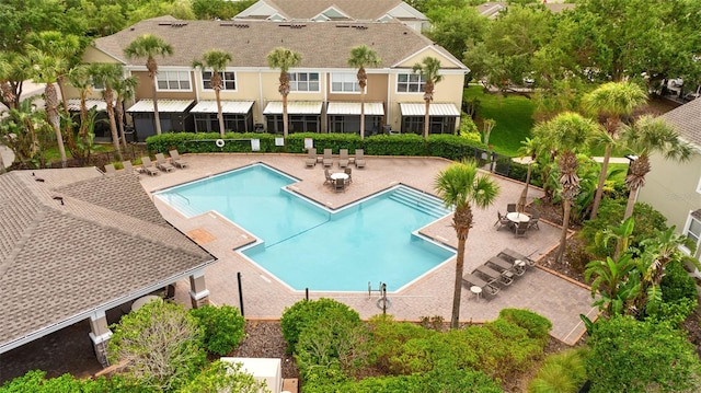 2125 Wild Grape Pl, Riverview, FL 33578 - community pool with a patio area