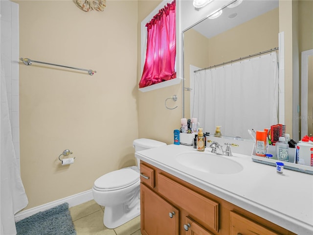 3300 Hawks Ridge Dr, Lakeland, FL 33810 - bathroom featuring tile patterned flooring, toilet, vanity, baseboards, and a shower with curtain